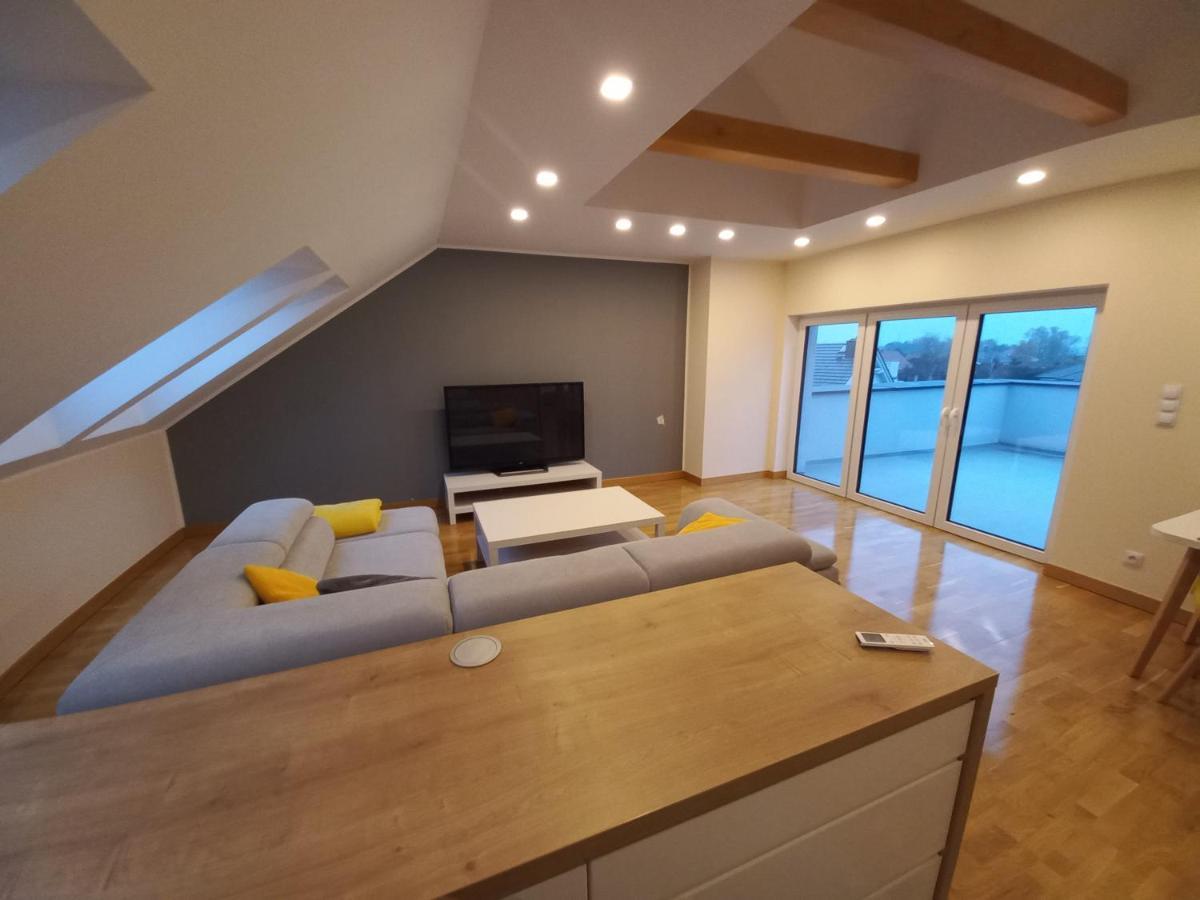 Apartament Lusowo Bagian luar foto